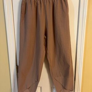 Woman’s Tan Wide Leg Pants